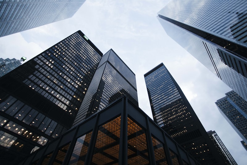Oracle begins mass layoffs in the thousands as AI data-center investment strains cash flow
