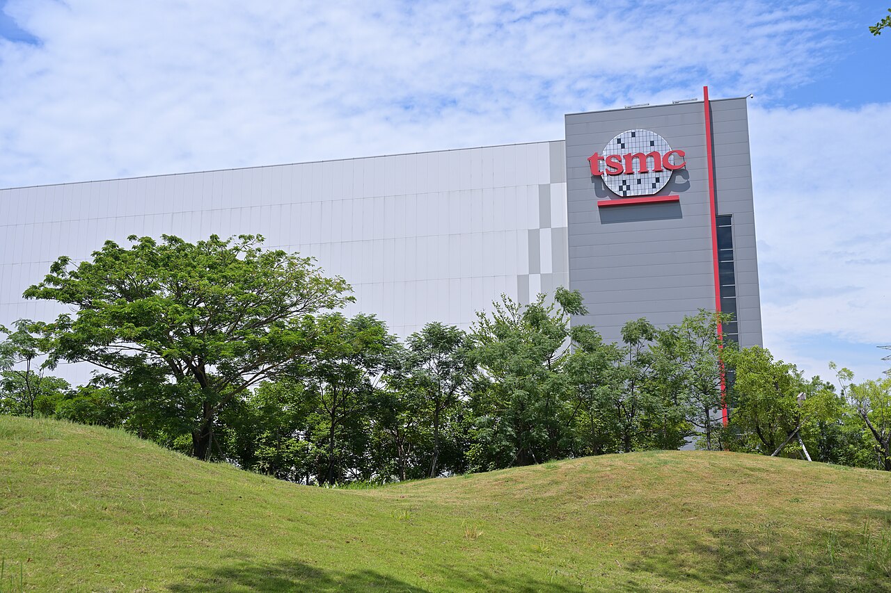 TSMC Posts 58% Profit Surge in Q1 2026, Raises Full-Year Forecast to Over 30% Revenue Growth